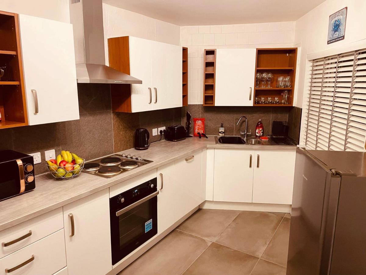 בלקפול Luxury Suite 3 Bed Apartment Sleeps 6-8 מראה חיצוני תמונה