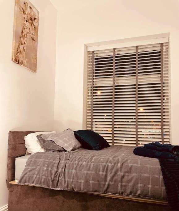 בלקפול Luxury Suite 3 Bed Apartment Sleeps 6-8 מראה חיצוני תמונה
